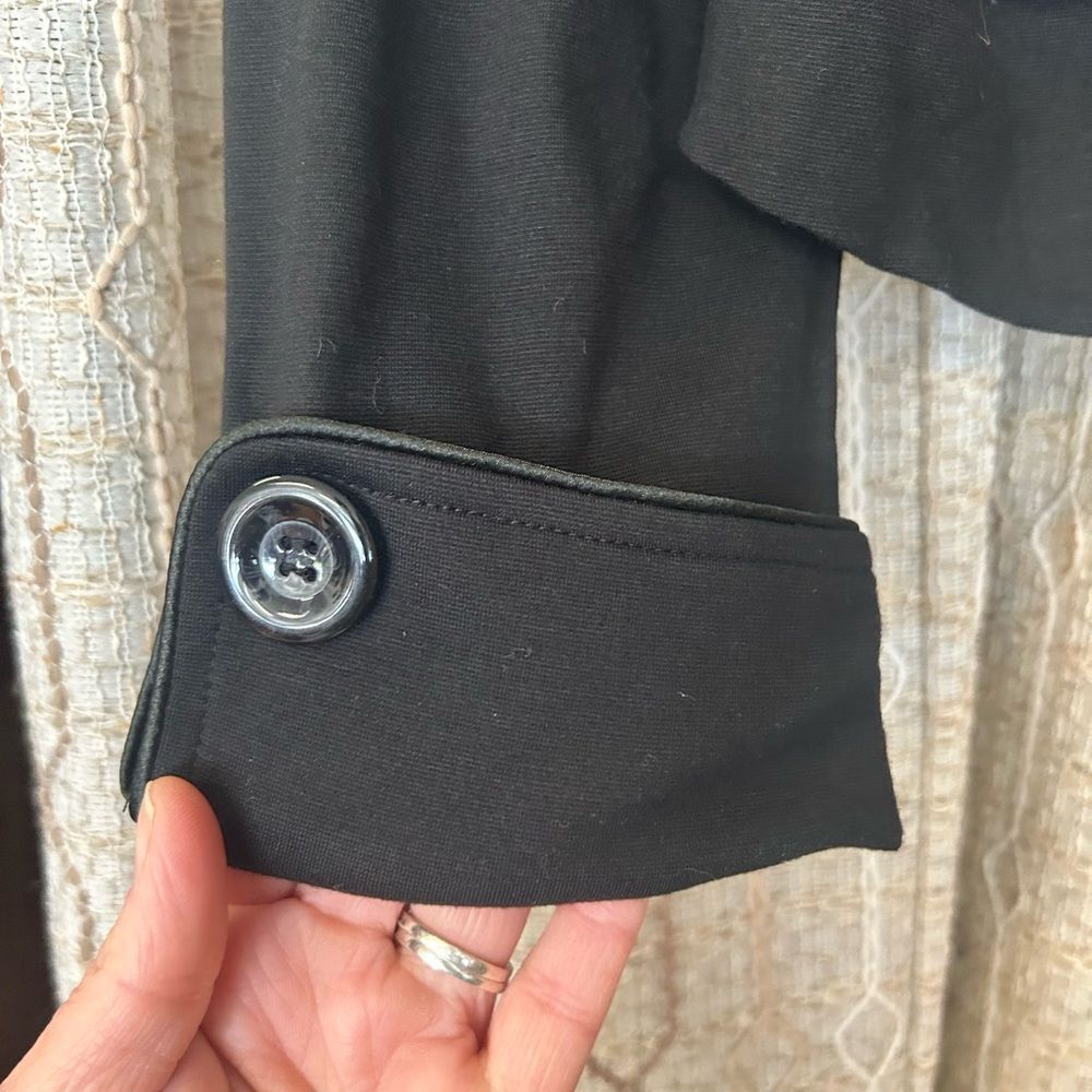 Bleu Bayou ladies xl black with big black buttons blazer - Picture 3 of 6